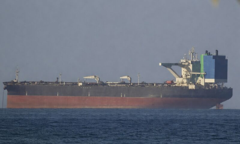 Trei petroliere din „flota fantomă” a Rusiei, atacate cu drone în Marea Neagră: James II, Altura și Velora