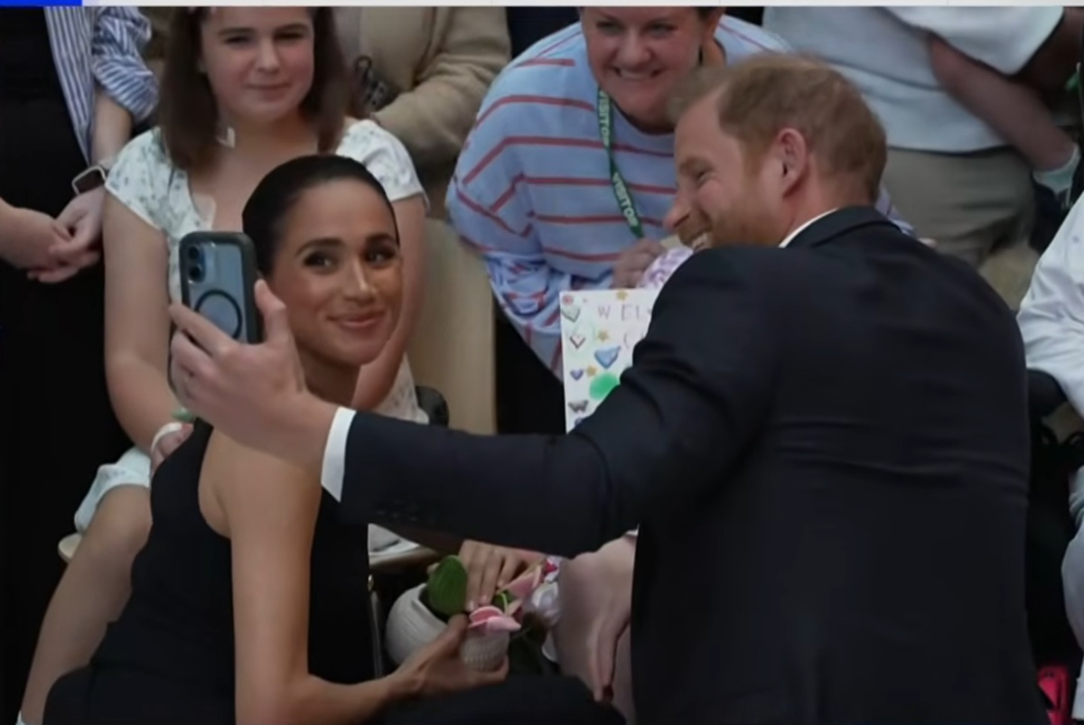 Femeia care i-a ignorat complet pe Meghan Markle și Prințul Harry. Moment viral la Bondi Beach