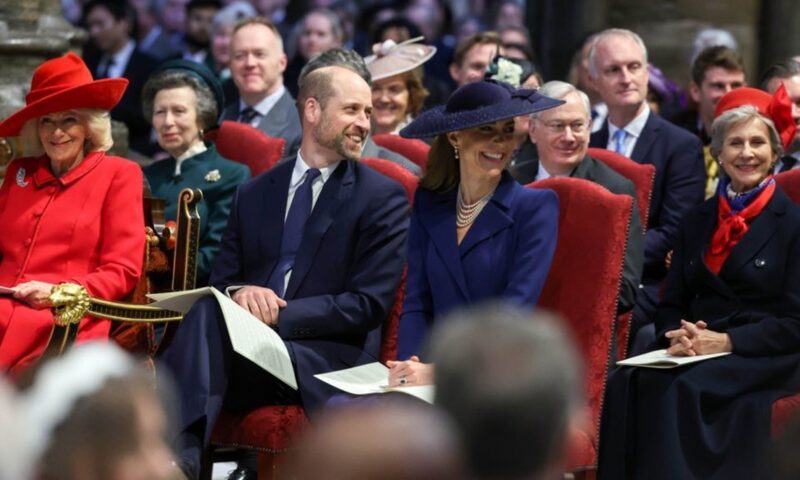 Momente emoționante în Familia Regală. Prințul William și Kate au scos la lumină o fotografie rară cu fiica lor