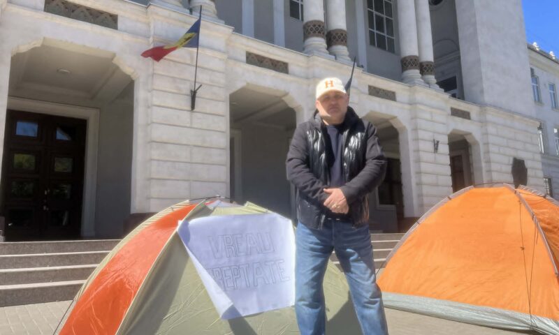 A strigat toată ziua fără să fie auzit. Cum a încercat un businessman din Italia să ajungă în audienţă la procurorul general de la Chişinău