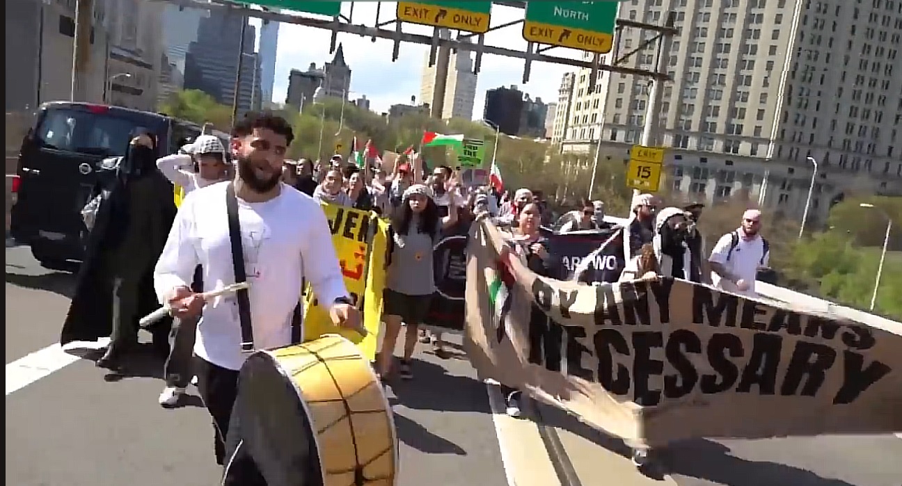 Iranul și-a creat o rețea extinsă și durabilă în SUA. Documente recente indică o strategie pe termen lung