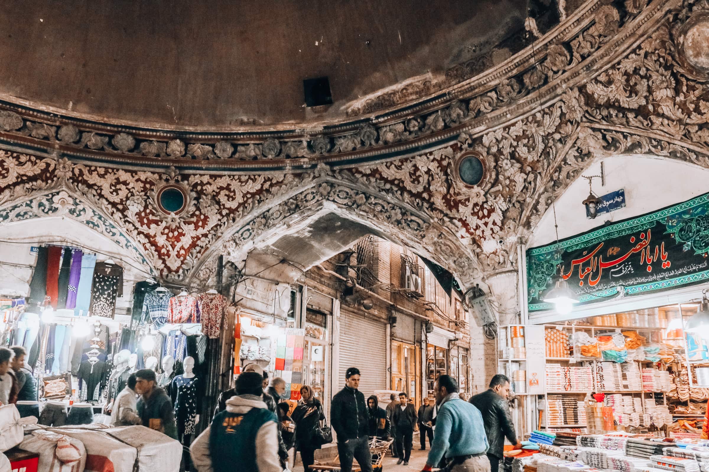 Horoscopul lui Dom’ Profesor,   25-26 aprilie 2026. Divanul Persan