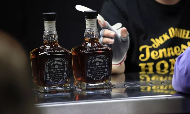 Fuziunea de miliarde din industria whisky-ului, anulată. Pernod Ricard și Brown-Forman nu s-au înțele