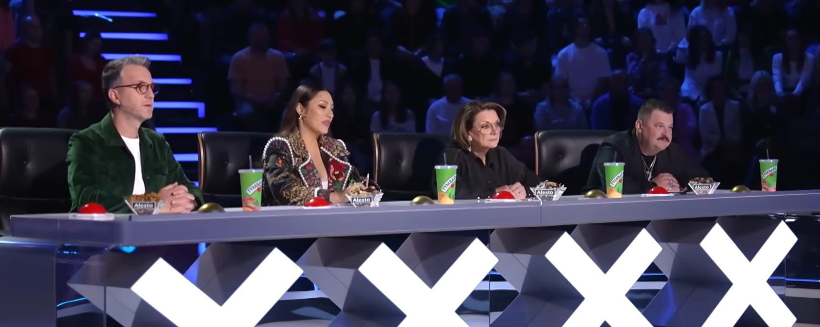 Românii au talent jurați