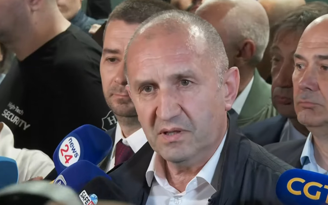 Singurul politician de la Chişinău care l-a felicitat pe Rumen Radev cu victoria în alegeri