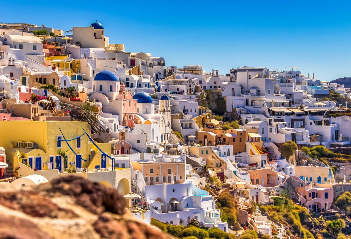 Reguli noi pentru plimbările din Santorini. Limită de greutate pentru turiști