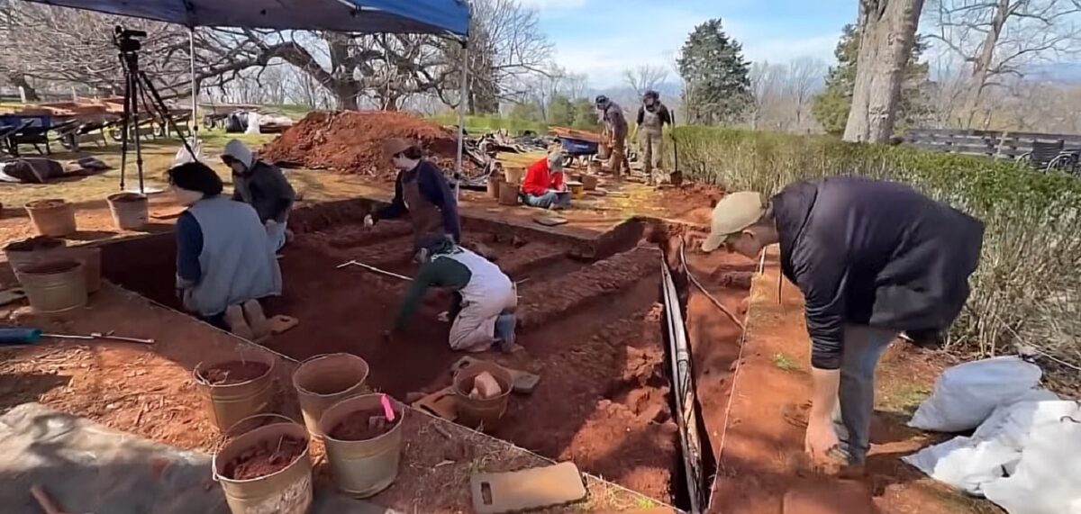 Descoperire neașteptată la Monticello. Un cuptor de cărămidă rescrie începuturile reședinței lui Thomas Jefferson