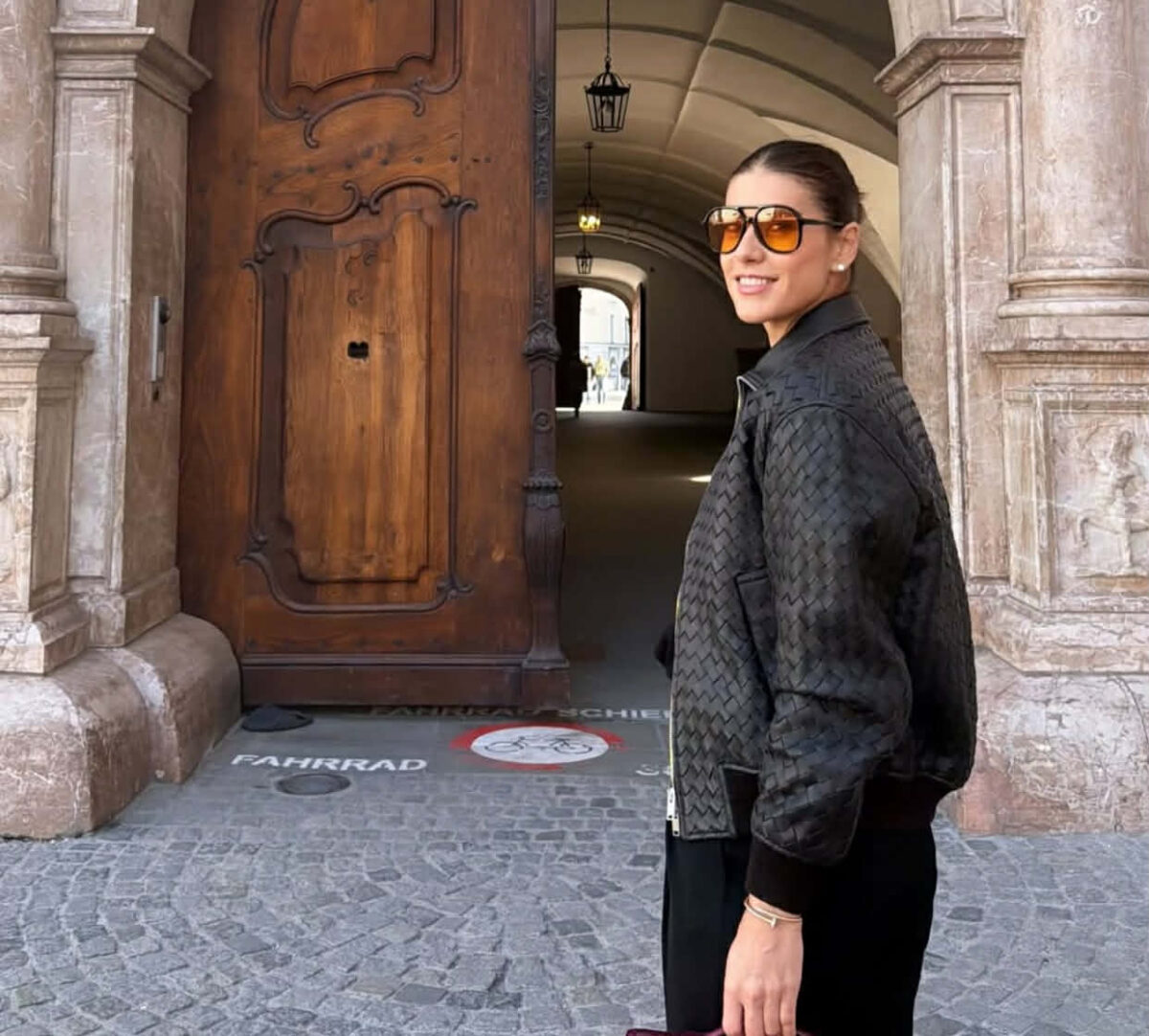 Sorana Cîrstea s-a calificat în turul doi la turneul de la Linz chiar de ziua ei. Jucătoarea a împlinit 36 de ani