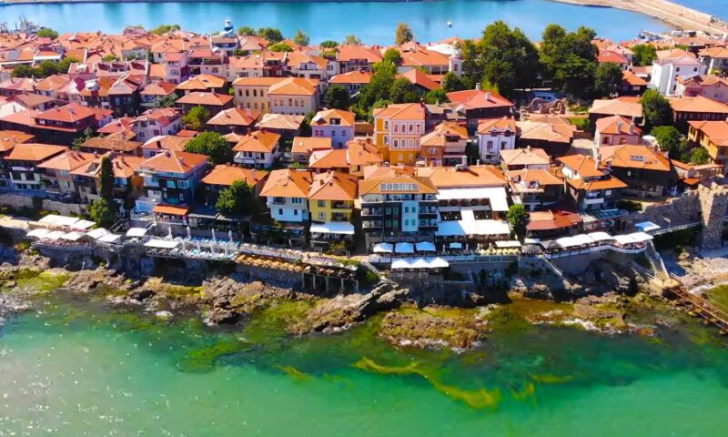 Schimbare de strategie pentru turiștii români care merg în Bulgaria. Ce se întâmplă cu rezervările