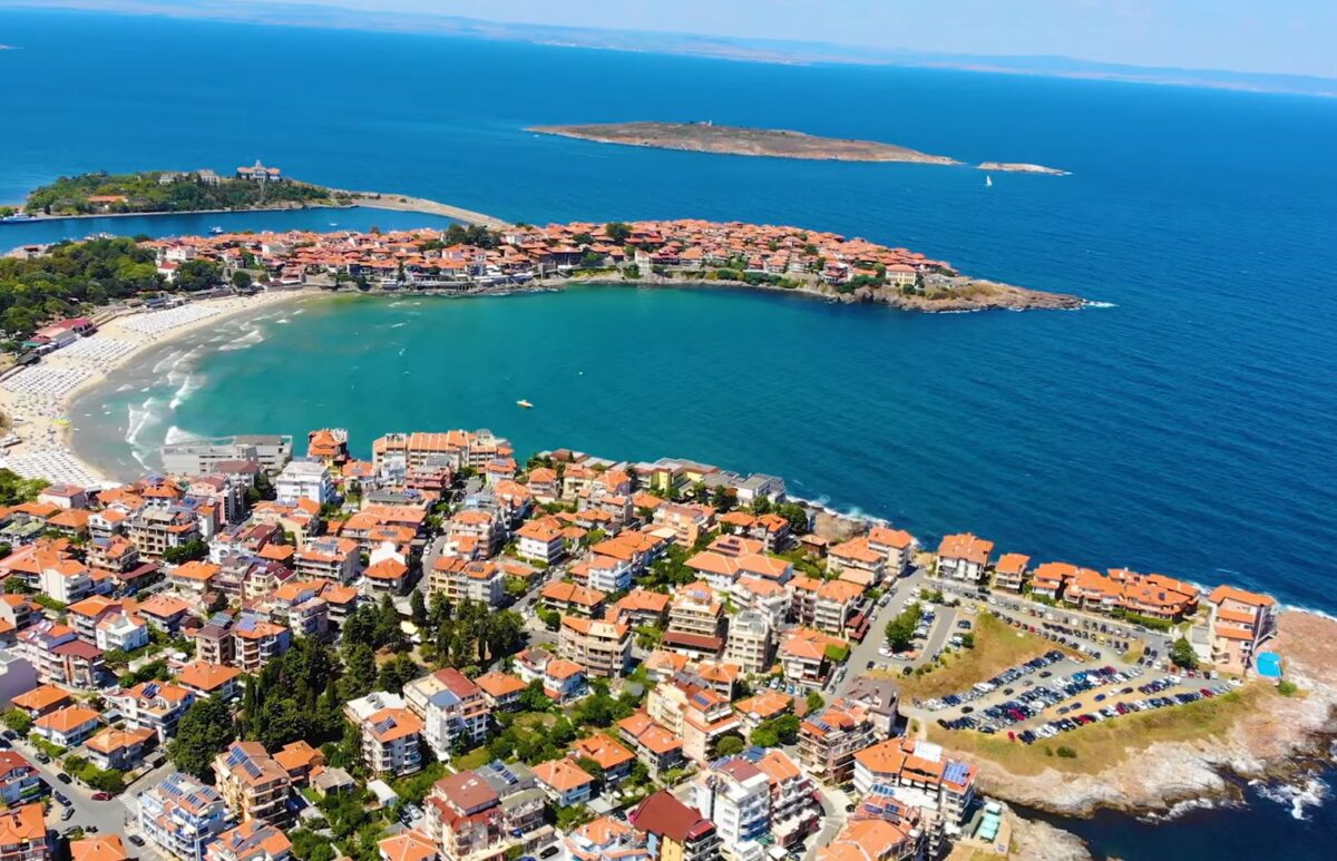 O zonă din Bulgaria, tot mai populară printre turiștii britanici. Regiunea de pe litoralul Mării Negre este comparată cu Positano și Cinque Terre
