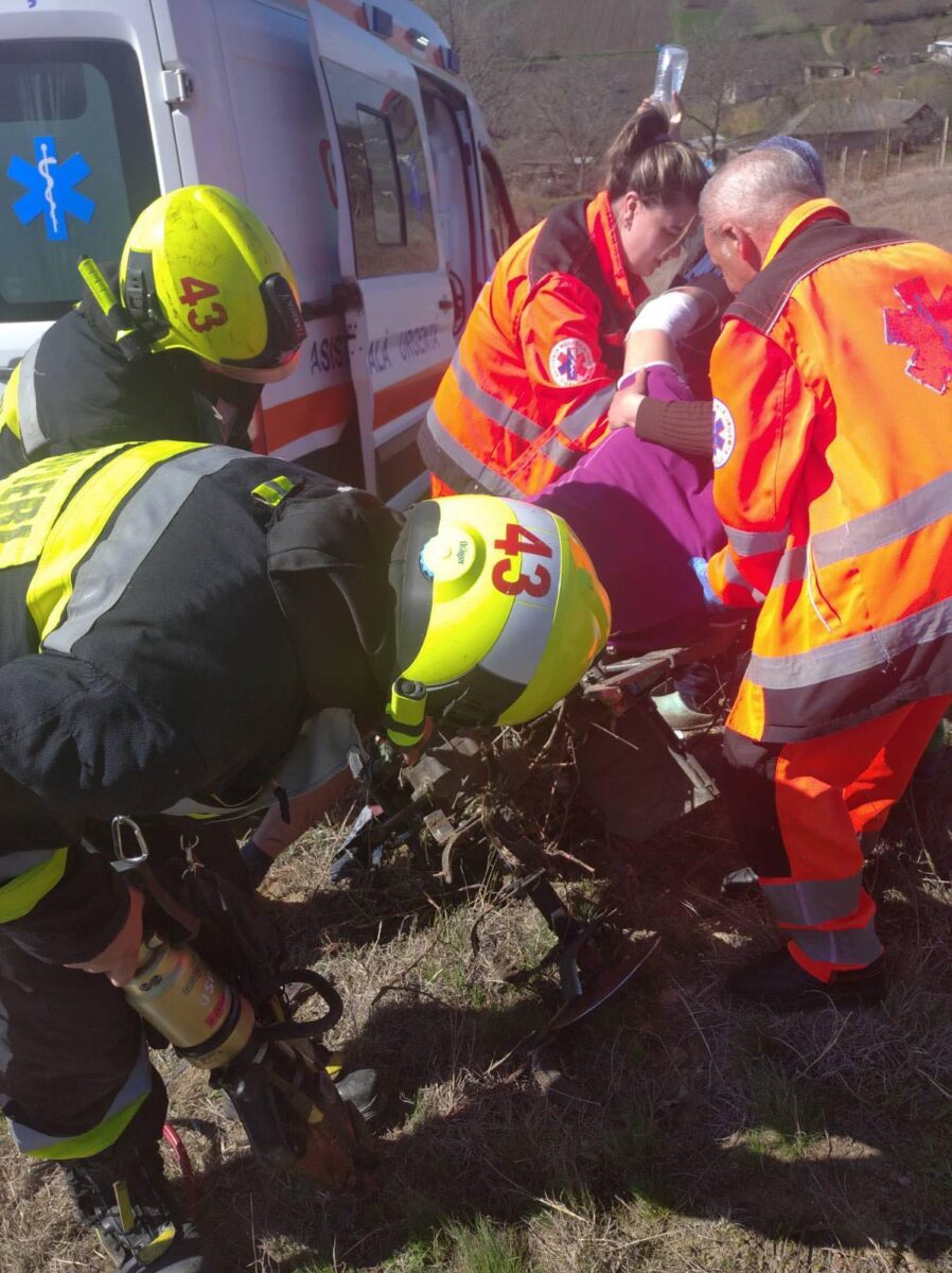 Tânăr prins în freza unui motocultor la Telenești. Traumatisme severe și intervenție de urgență