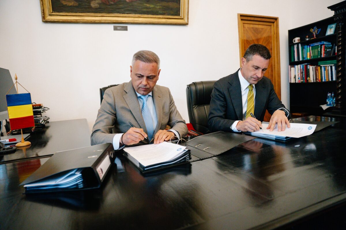 Tanczos Barna și Florin Barbu