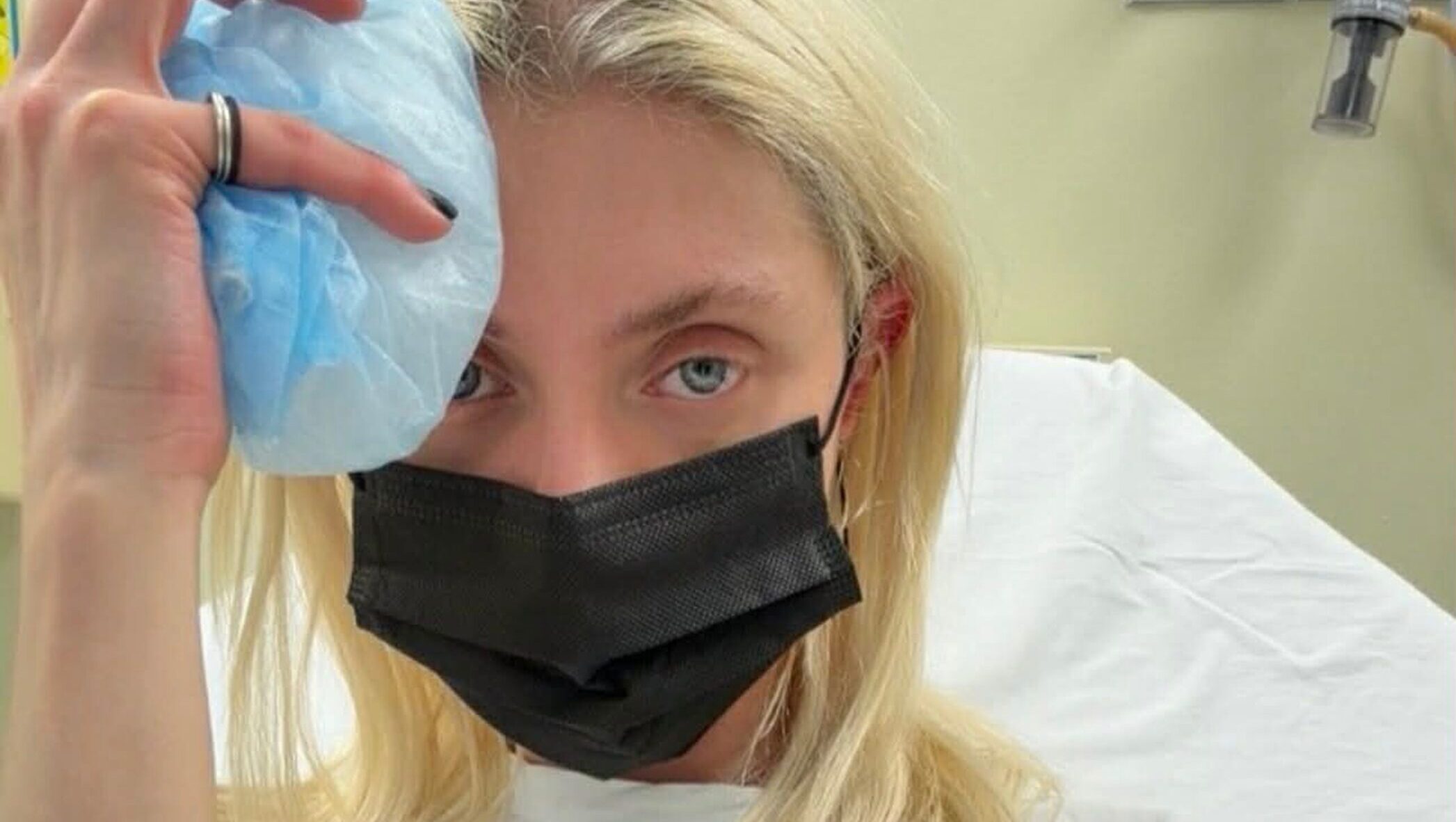 Taylor Momsen a ajuns la spital în timpul turneului AC/DC. A fost mușcată de un păianjen veninos