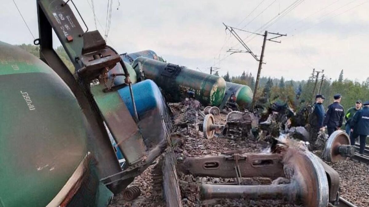 Dronele ucrainene devin o amenințare pentru trenurile de combustibil rusești