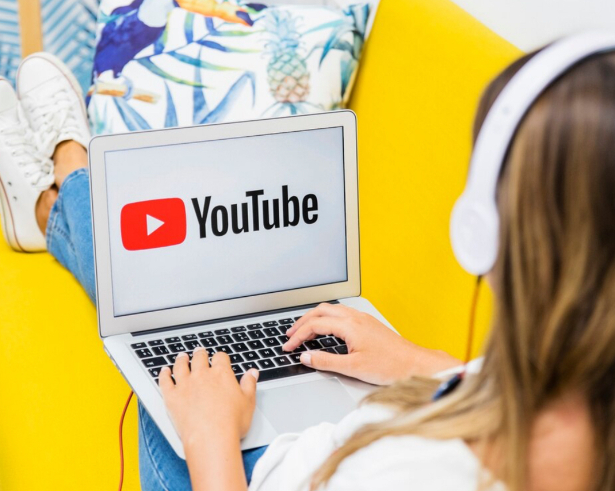 YouTube testează căutarea cu AI. Cum se va schimba experiența utilizatorilor