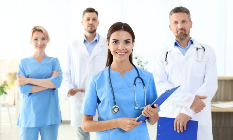 Meseria care le aduce românilor mii de euro în Spania. Salariile sunt de până la trei ori mai mari decât în țară