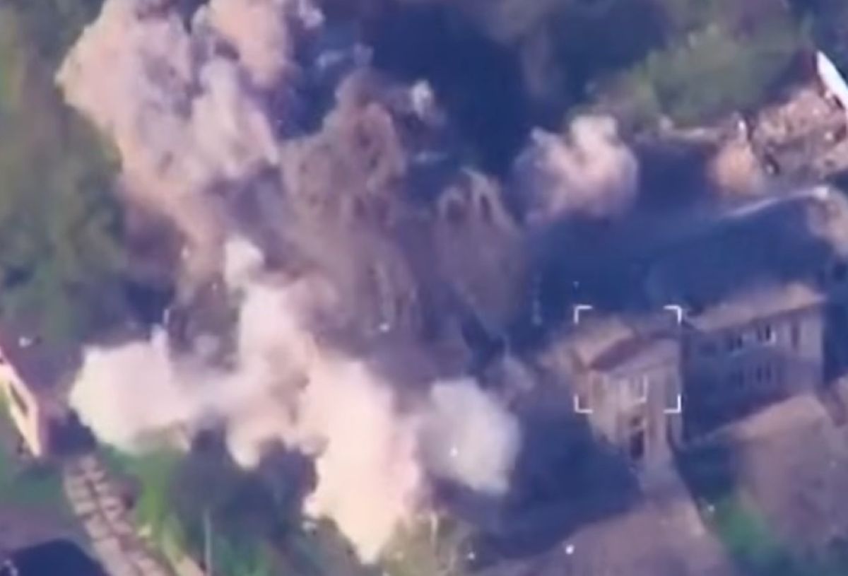 Ucraina, atacată de Rusia cu 666 de rachete și drone într-o singură noapte