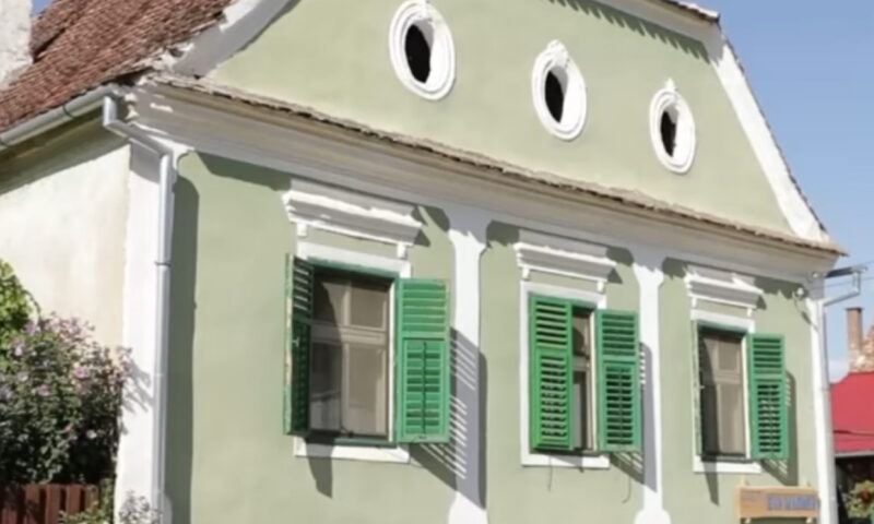 Casele săsești, tot mai căutate de românii care vor să fugă de agitația orașelor. Ce cheltuieli implică o astfel de achiziție