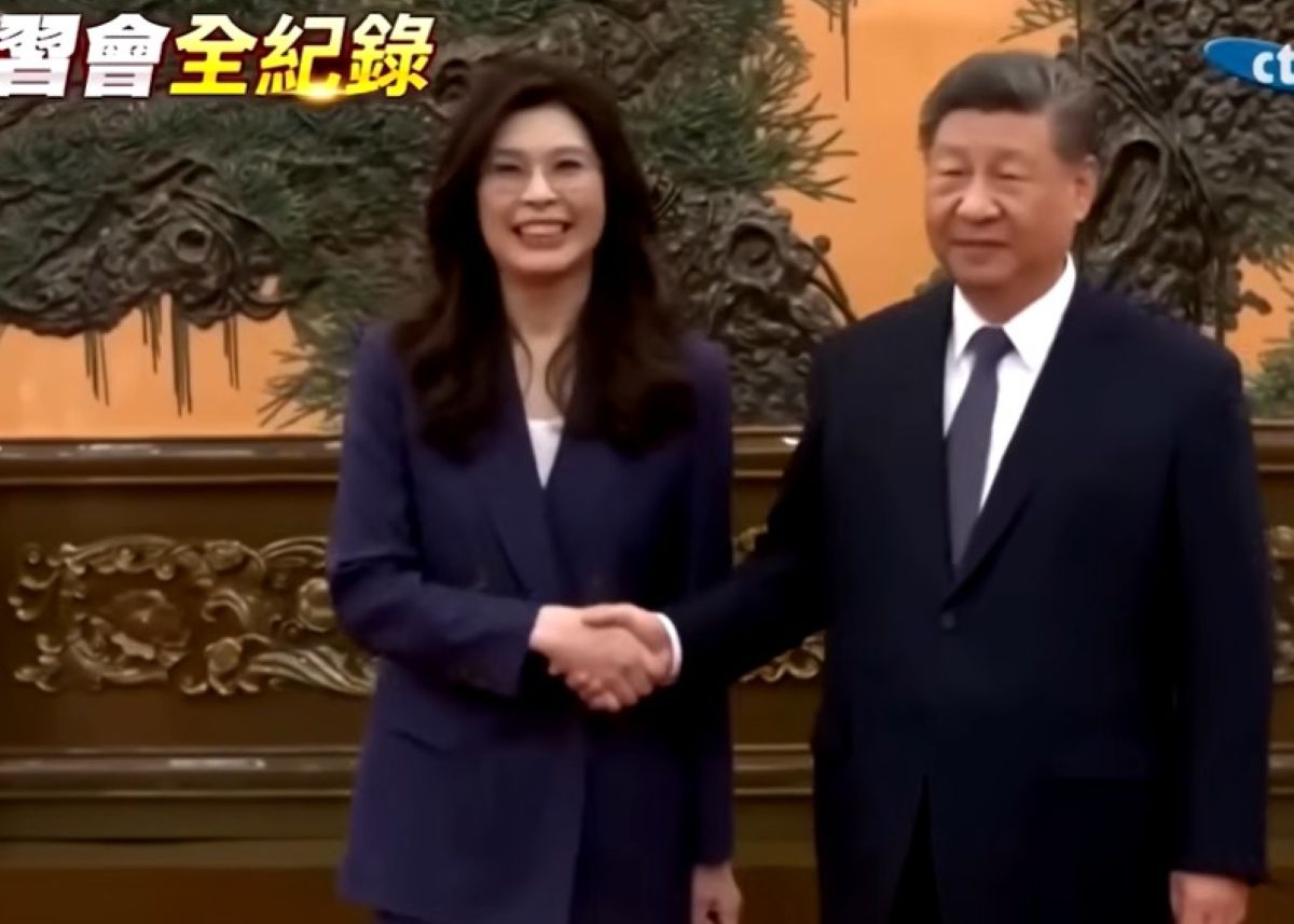 China a introdus 10 facilități pentru Taiwan după vizita liderului opoziției la Beijing