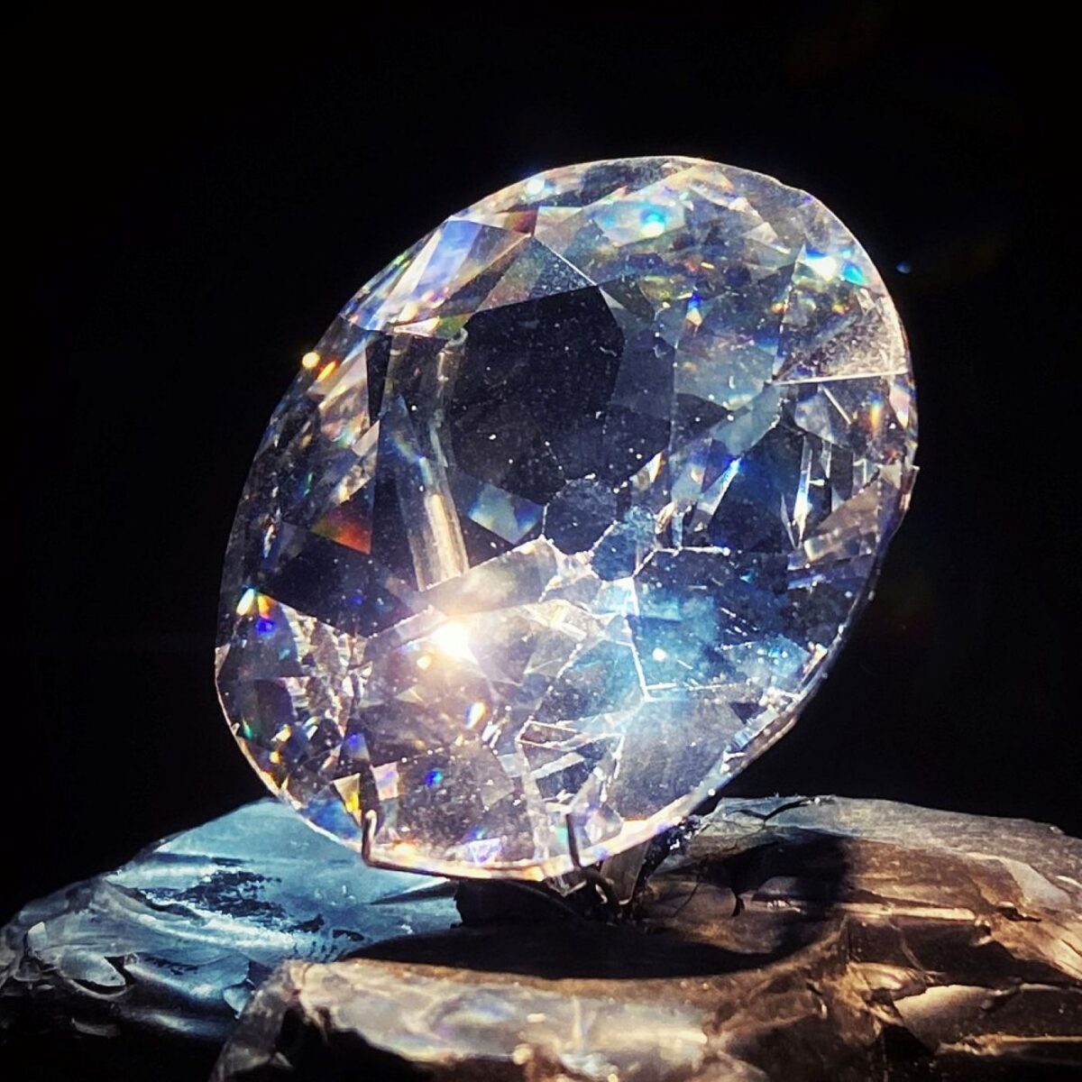 diamantul Koh-i-Noor