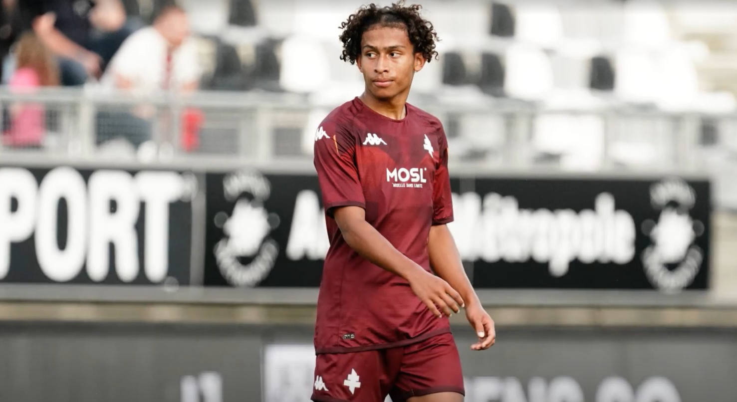 Un fotbalist a revenit pe teren după ce a suferit arsuri grave în incendiul din Crans-Montana