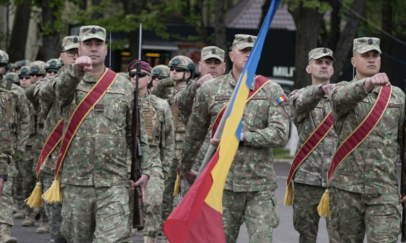 Radu Miruţă: Veniturile militarilor trebuie protejate în noua lege a salarizării