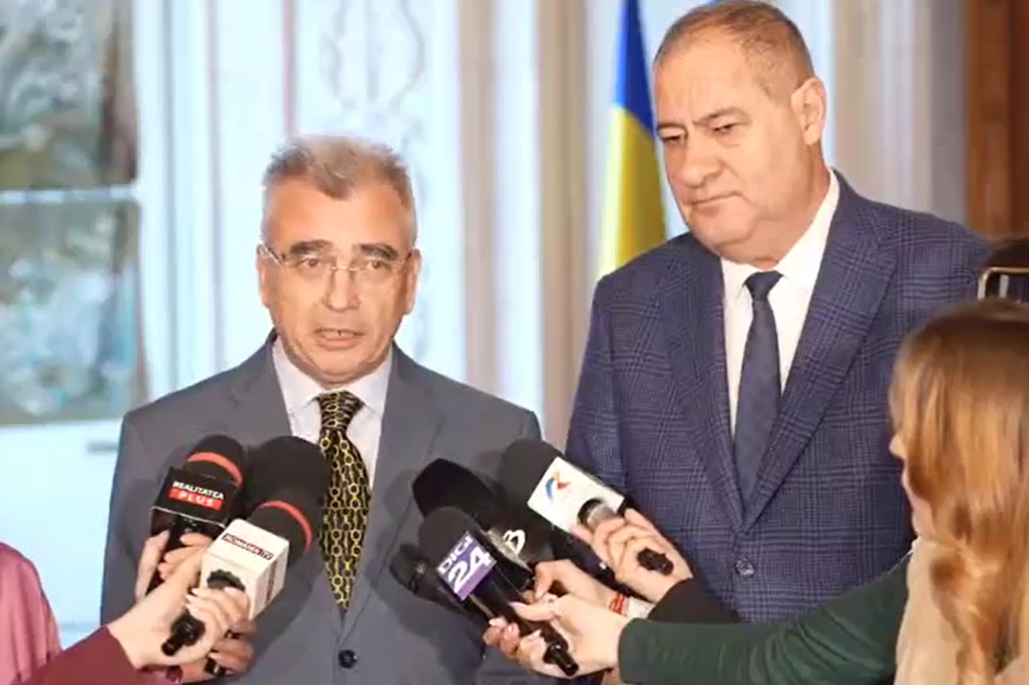 PSD și AUR lucrează împreună la o moțiune de cezură