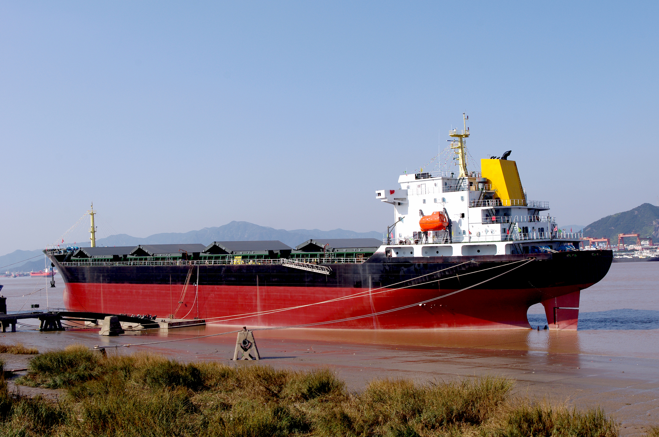 Intervențiile SUA în Iran și Venezuela schimbă regulile jocului energetic pentru China înaintea unui posibil summit Trump–Xi