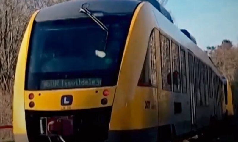 Accident feroviar în Danemarca. Cel puțin 17 călători au fost răniți după ciocnirea a două trenuri