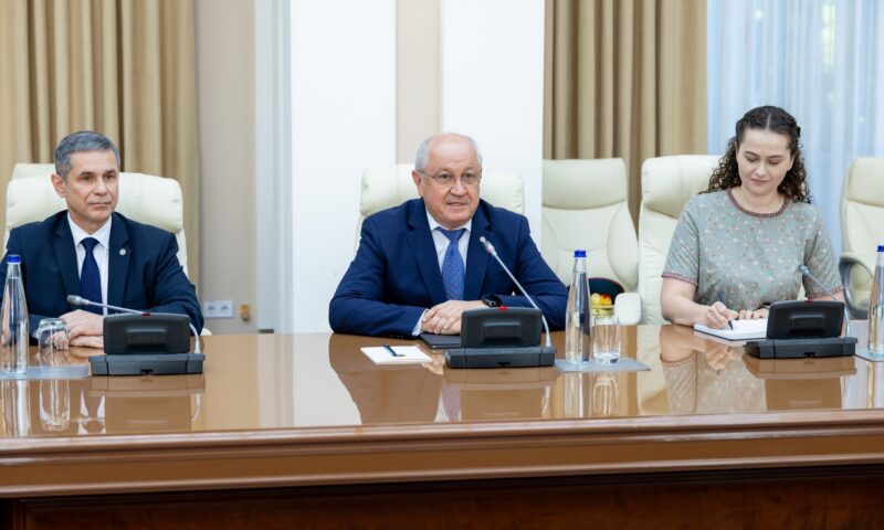 Ce urmează în Republica Moldova după plecarea lui Alexandru Munteanu și cum este afectat parcursul european