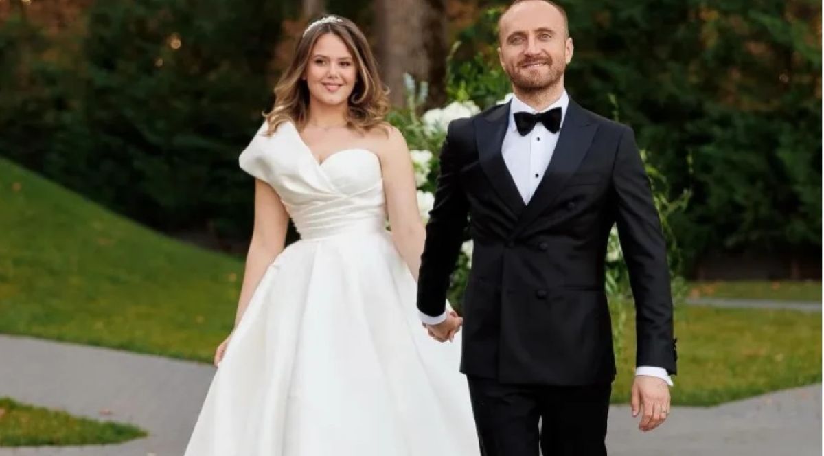 Alin Bodnar și soția sa