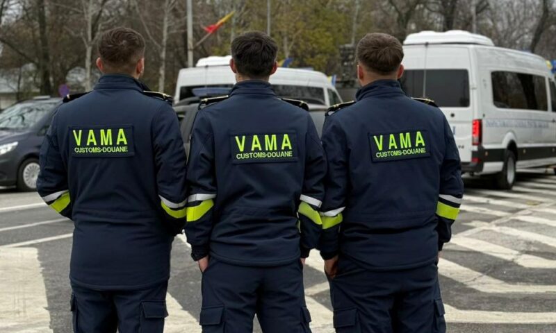 Șeful Autorității Vamale, Mihai Savin, reținut într-un dosar de fals și uz de fals - surse