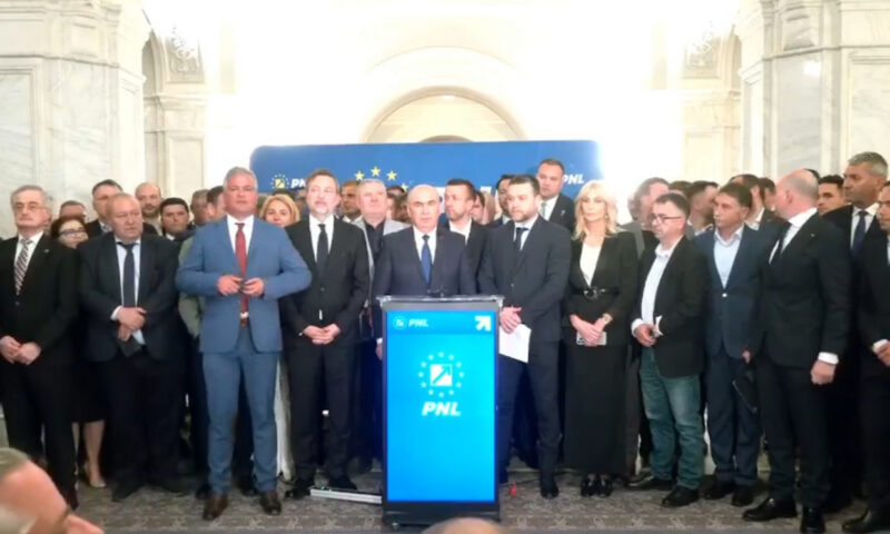 Culisele deciziei PNL de a intra în opoziție. Cum s-a ajuns la semnarea documentului