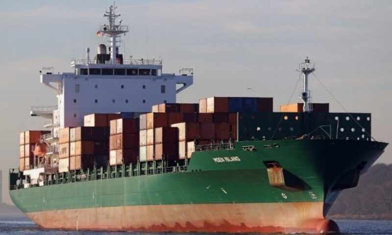 Atac asupra unei nave sub pavilion francez în Strâmtoarea Ormuz. Echipajul rănit, trafic maritim afectat