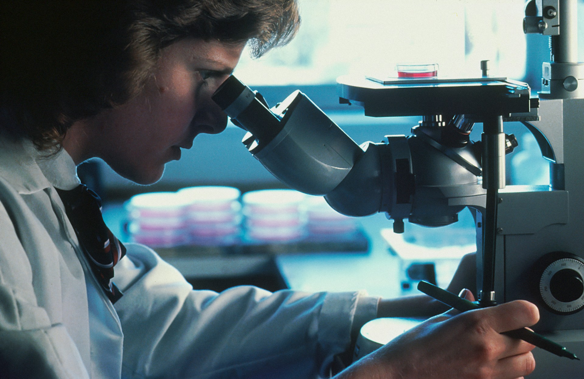 Descoperire cu posibil impact asupra tratamentelor de cancer. Cum acționează moleculele
