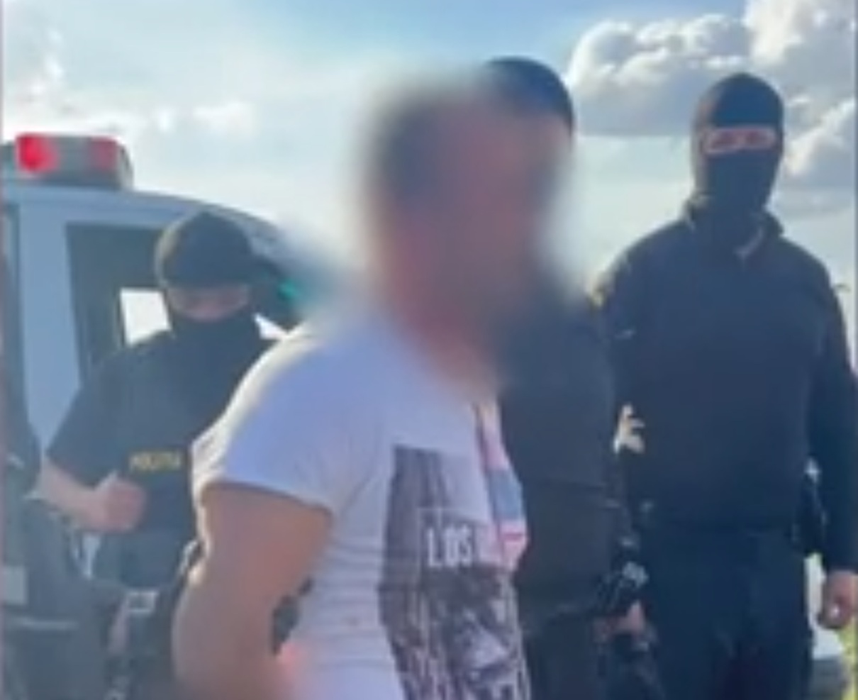Cum a fost surprins ciobanul care a omorât o fată de 18 ani în Bihor. Am obținut imagini din timpul intervenției