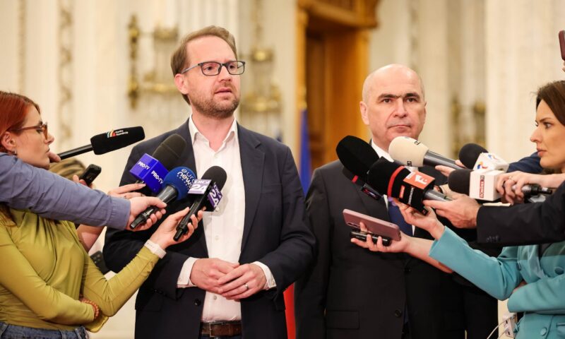 Dominic Fritz a exclus revenirea la guvernare cu PSD. Soluțiile propuse de USR