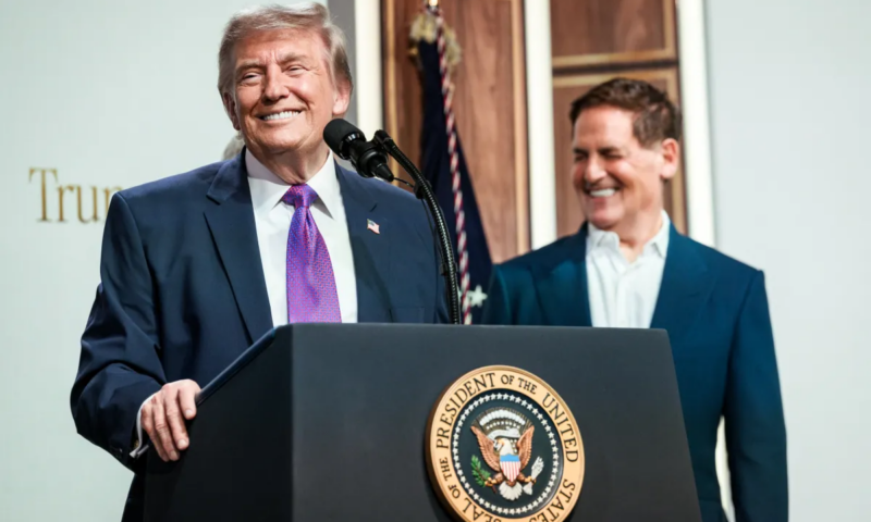 Motivele care au dus la închiderea „Late Show”, după 33 de ani. Emisiunea care l-a satirizat pe Trump dispare din grila CBS