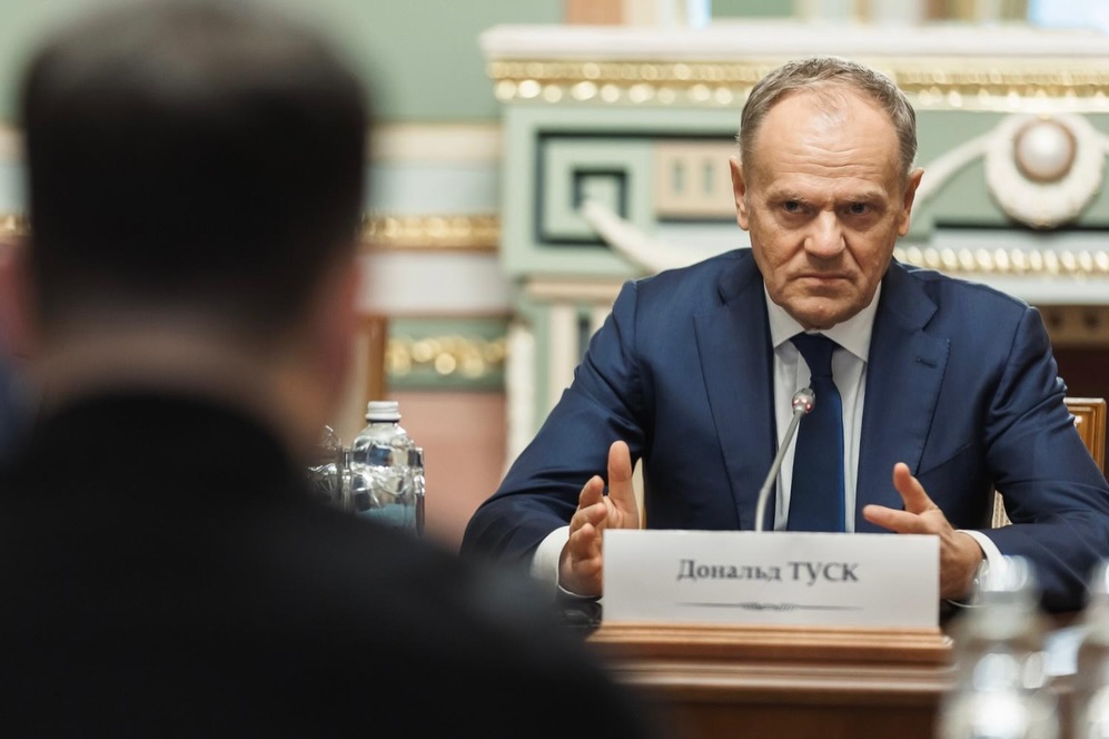 Donald Tusk cere mobilizare totală în NATO după incidentul cu drona din România: Toți ar trebui să ia în serios aceste fapte și vorbe