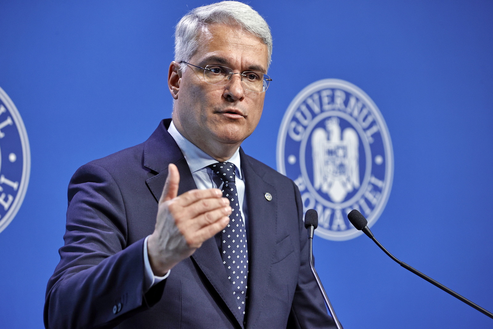 Ministerul Muncii începe consultările pentru legea salarizării. Sindicatele și instituțiile publice, chemate la discuții