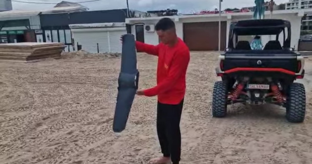 Alertă pe litoral. Resturi de dronă găsite pe plaja din Eforie Nord