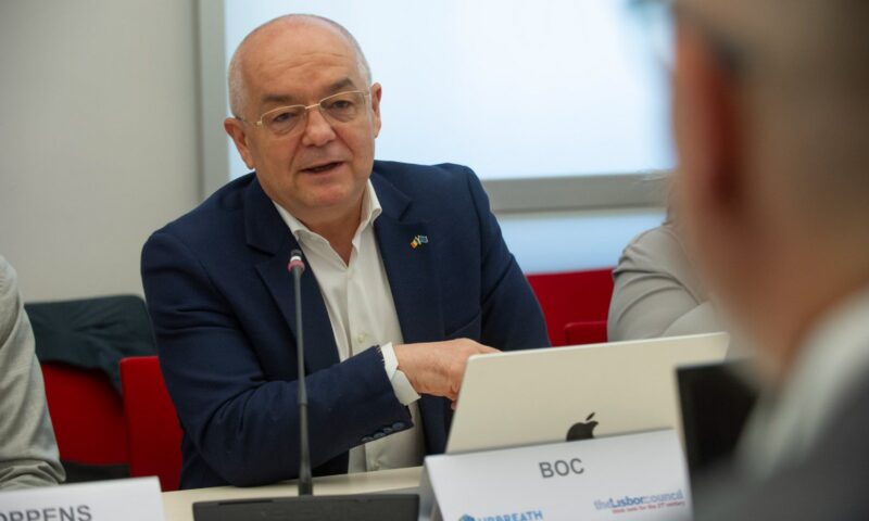 Emil Boc pune pe umerii PSD formarea unui nou guvern. Votul din PNL va rămâne neschimbat