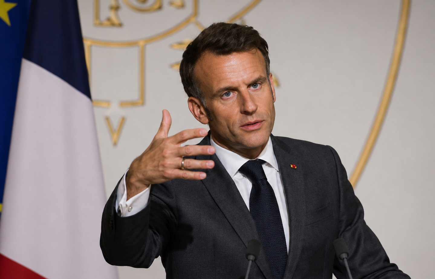 Macron cere măsuri comerciale dure pentru protejarea industriei europene. Franța vrea un model inspirat din politica economică a SUA