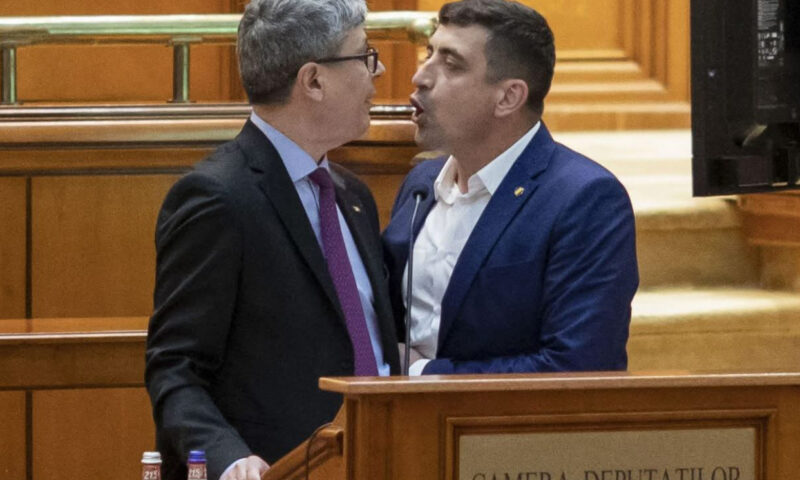 Virgil Popescu, după gestul făcut de George Simion la Târgu Jiu: Gestul ți se potrivește perfect