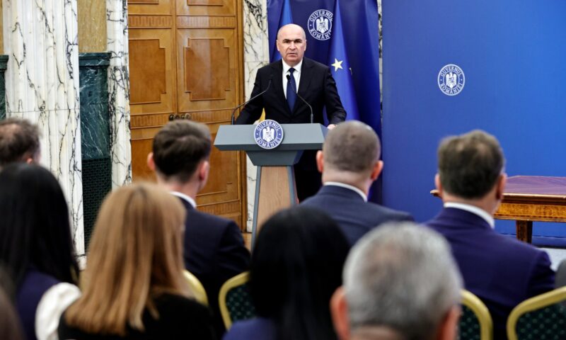 Robert Turcescu: Asta ne-ar mai lipsi, să-l avem pe Bolojan și președinte