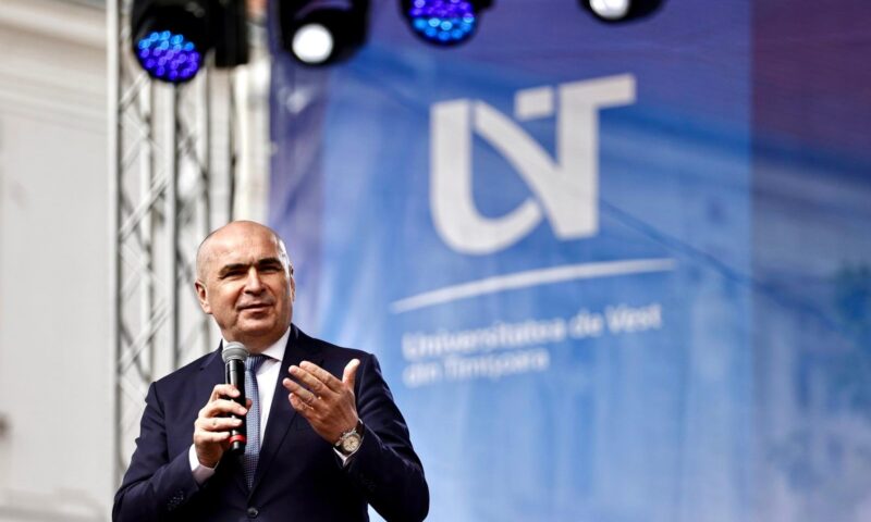 Bolojan continuă să îi ia apărarea Oanei Gheorghiu: Se creează tot felul de pseudoştiri