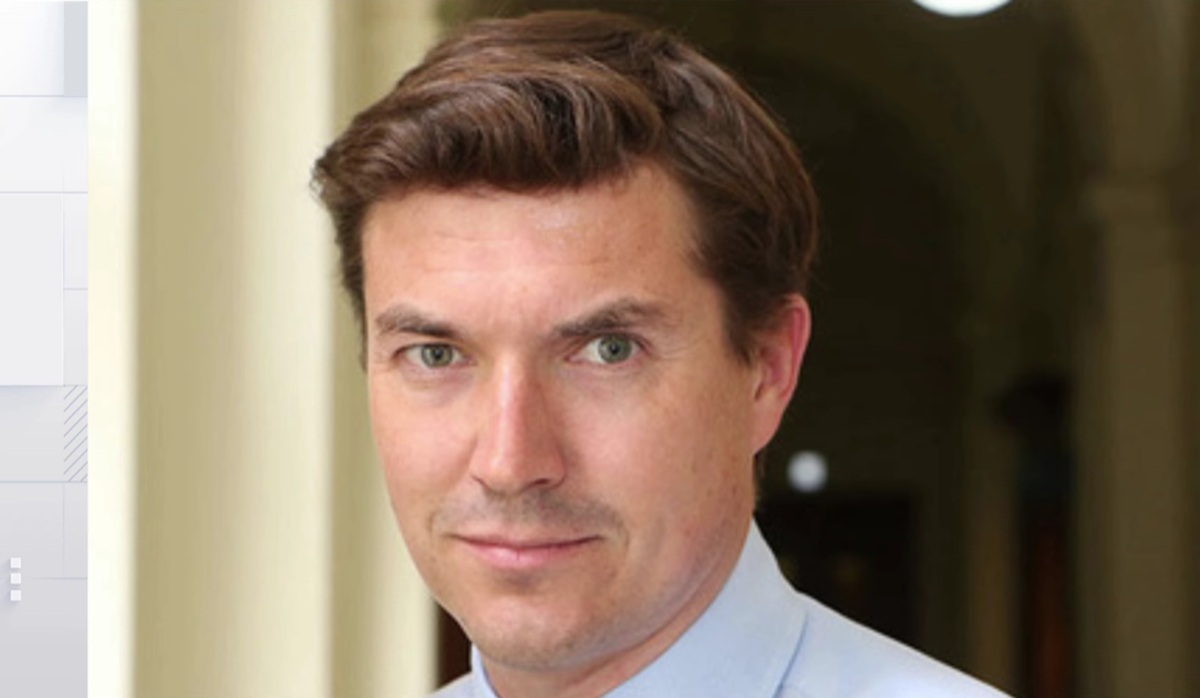 Plecare misterioasă de la Washington. Adjunctul ambasadorului britanic în SUA și-a încheiat brusc mandatul