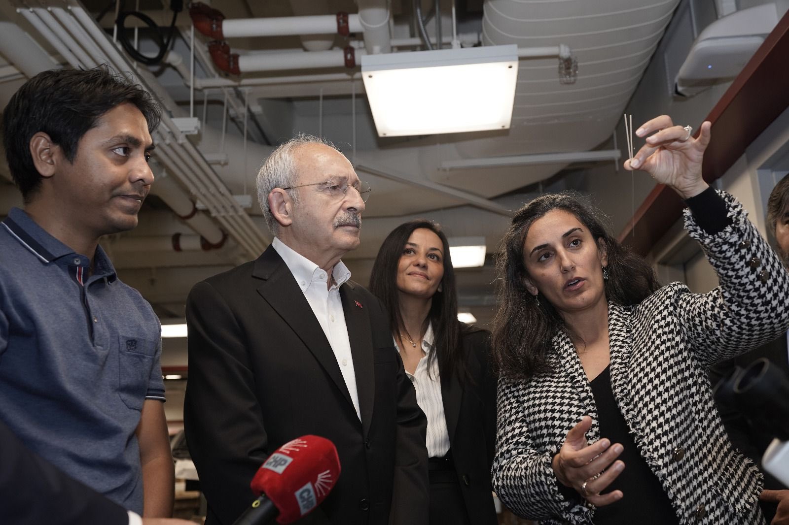 Jocuri în justiție la vârful opoziției din Turcia. Conducerea CHP, suspendată de un tribunal din Ankara