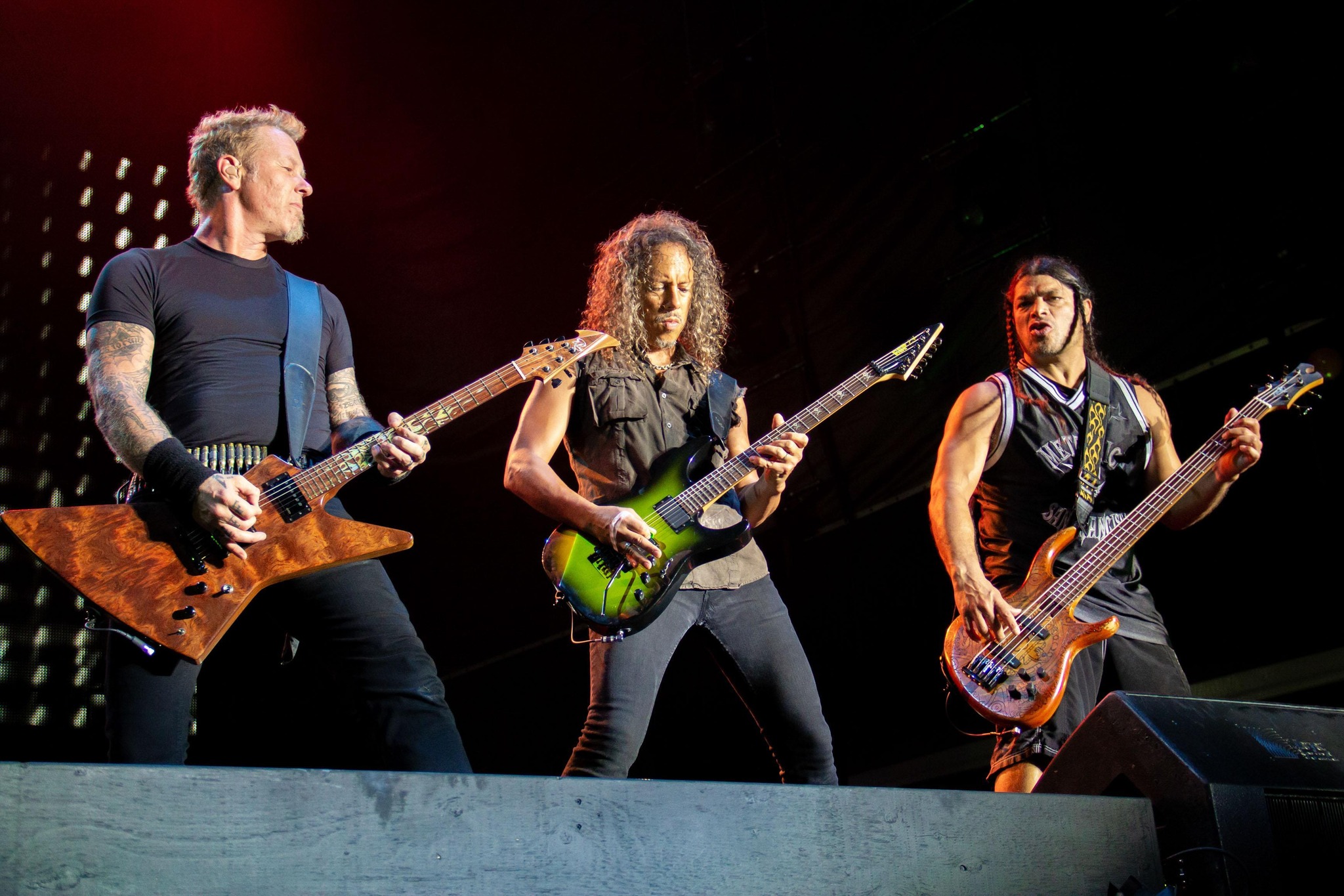 Prețuri exorbitante pe site-urile de revânzare pentru concertul Metallica din România. Cât costă un bilet