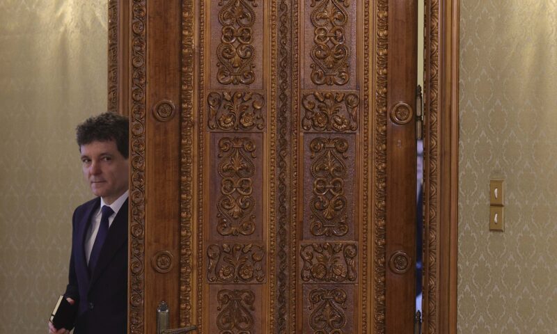 Semnal de la Cotroceni, interpretat de USR: Negocierile pentru premier continuă și ar putea urma noi consultări